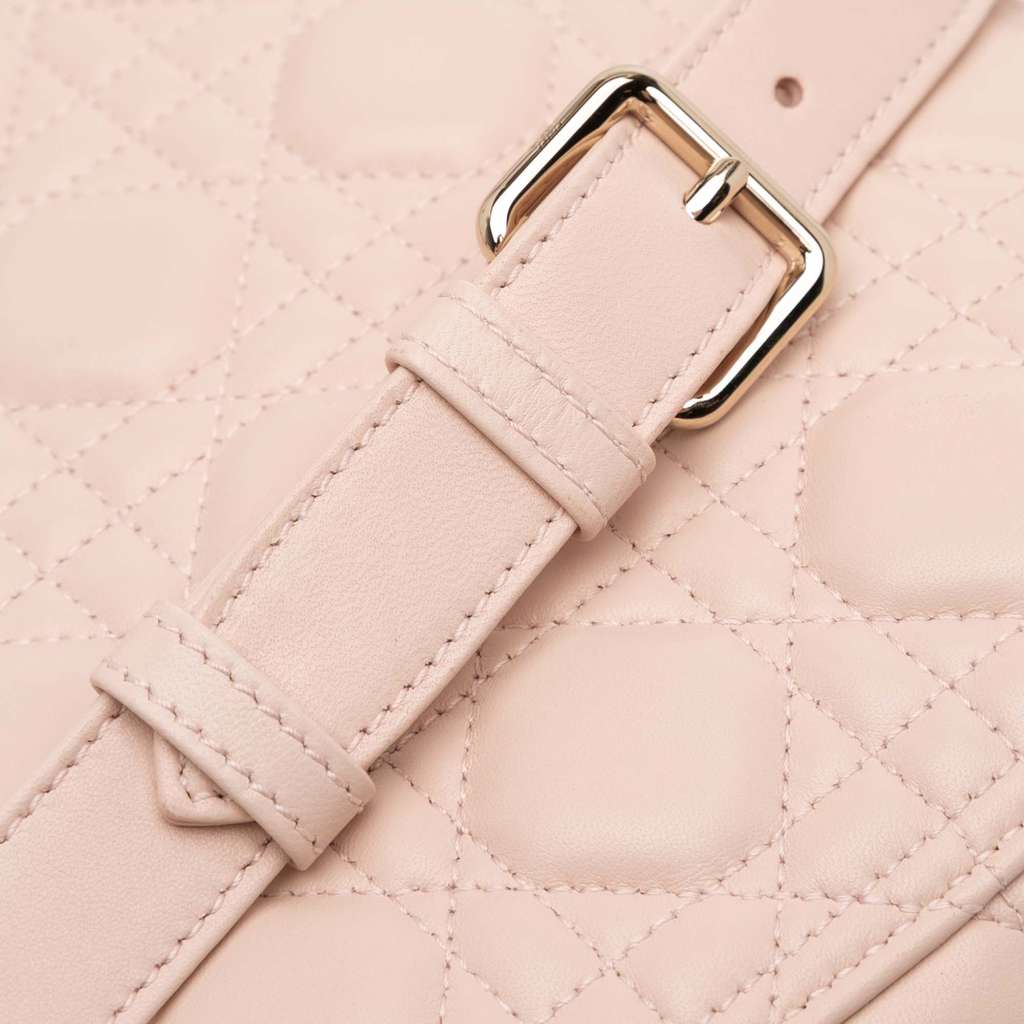 Dior Large Lambskin Cannage Lady Dior - Detail 1