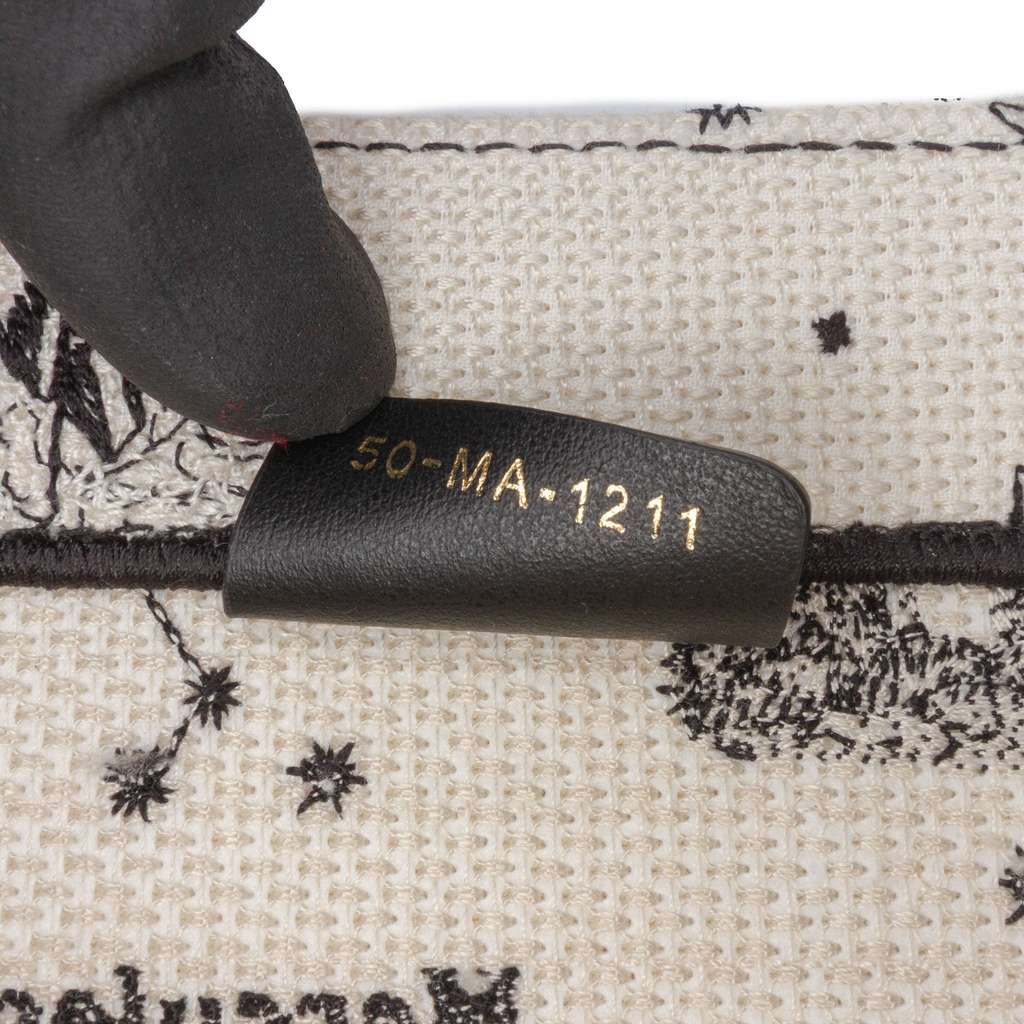 Dior Large Canvas Embroidered Zodiac Toile De Jouy Book Tote - Detail 1