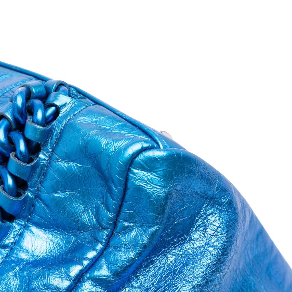 Chanel Medium Cracked Metallic Calfskin Modern Chain Tote - Detail 2