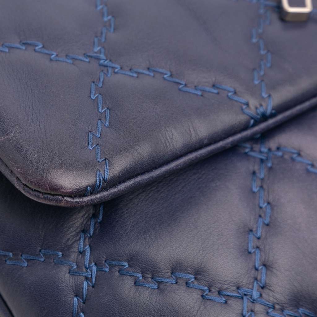Chanel Mini Double Stitch Hamptons Flap - Detail 2