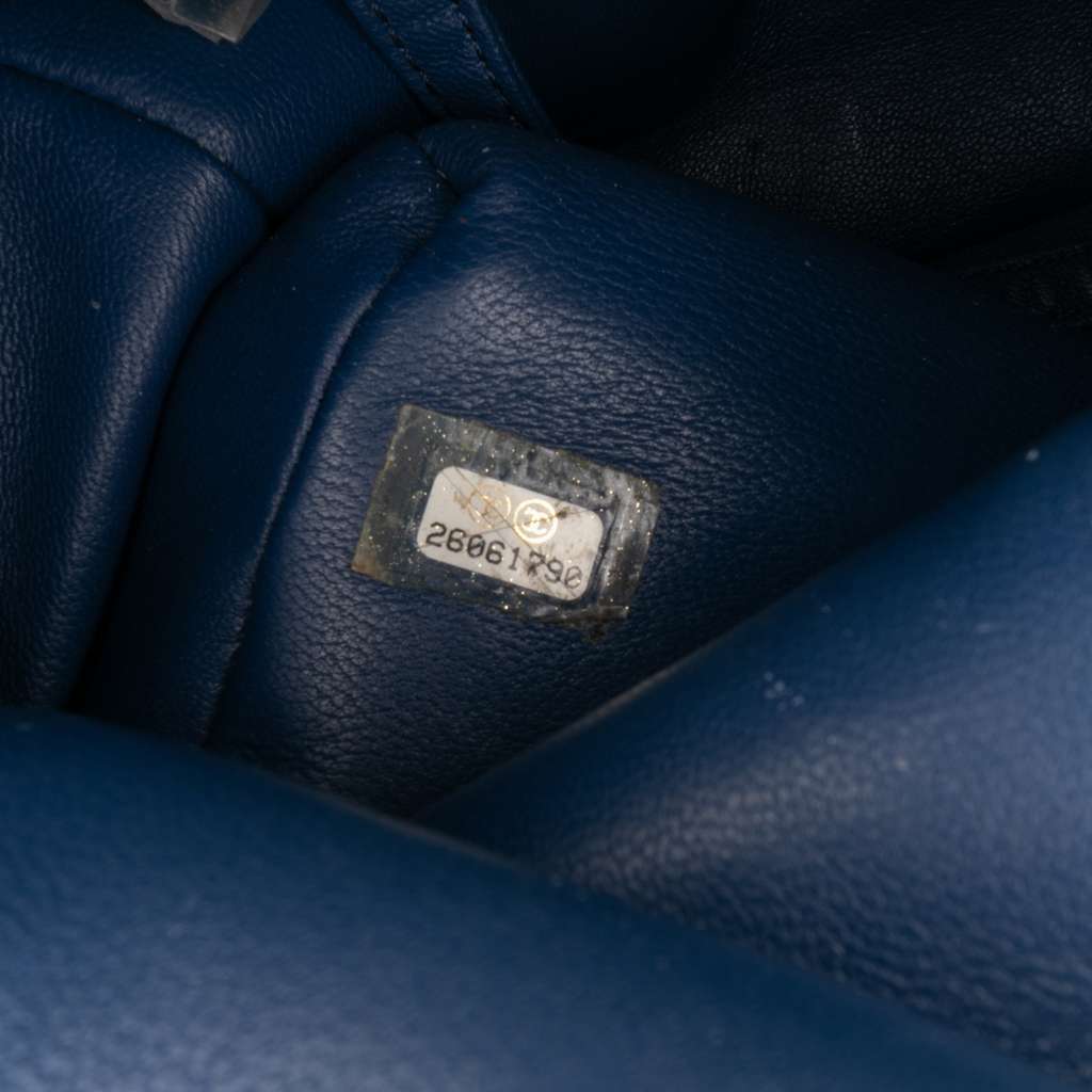 Chanel Sequin Waterfall Backpack - Detail 1