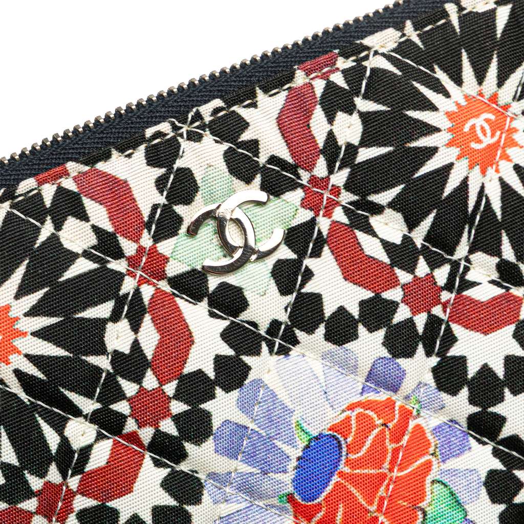 Chanel Paris Dubai Medium Printed Canvas Cosmetic Case - Image 10