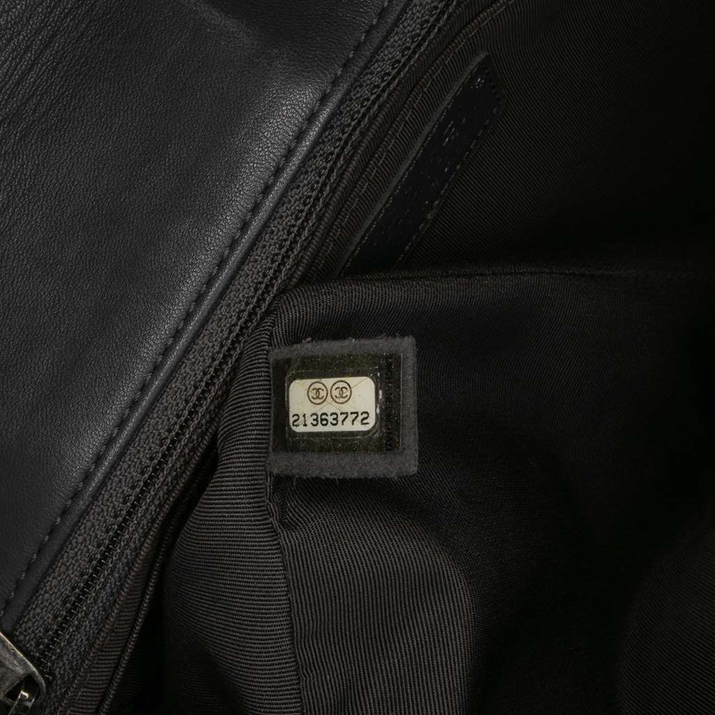 Chanel Paris Salzburg Jumbo Bicolor Quilted Lambskin Tyrolean Flap - Detail 1