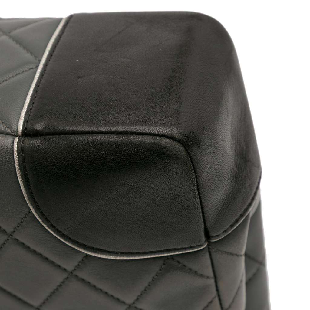 Chanel Paris Salzburg Jumbo Bicolor Quilted Lambskin Tyrolean Flap - Image 10