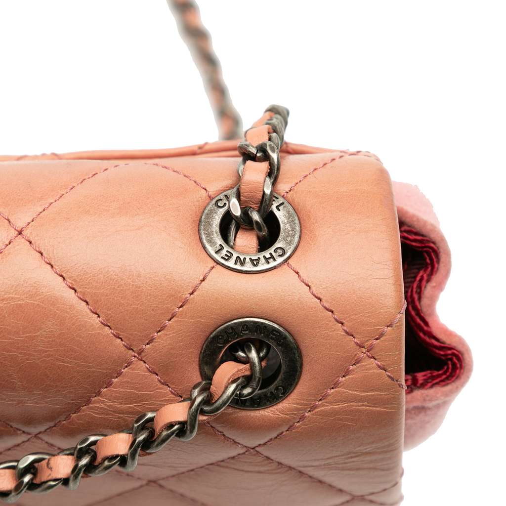 Chanel Paris Salzburg Mini Quilted Glazed Calfskin and Felt Edelweiss Flower Flap - Image 12