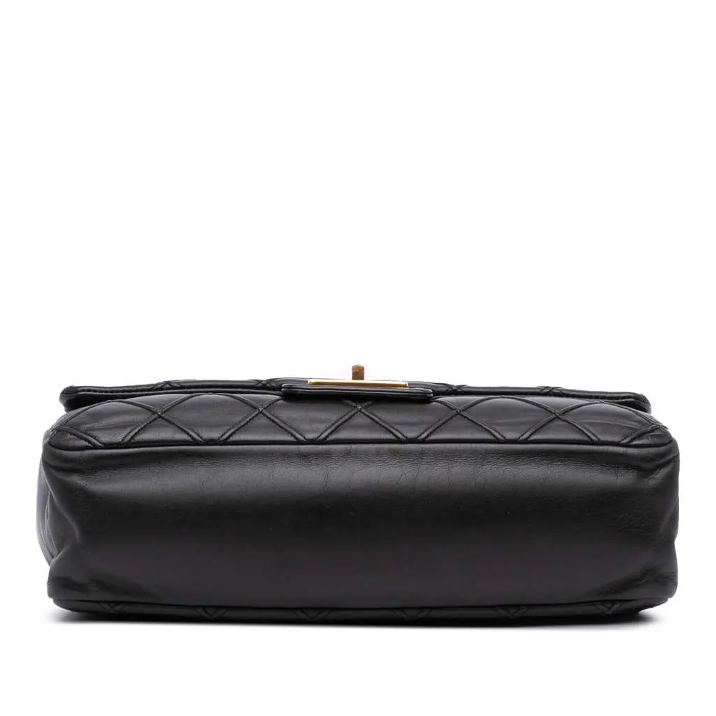 Chanel Large Reissue 2.55 Diamond Debossed Calfskin Cosmos Flap Black Leather Good - Inside View