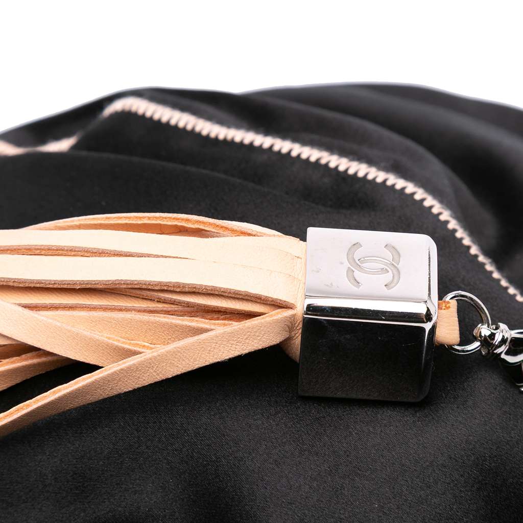 Chanel Lambskin and Satin Reversible Sac Cordon Bucket Bag - Detail 1