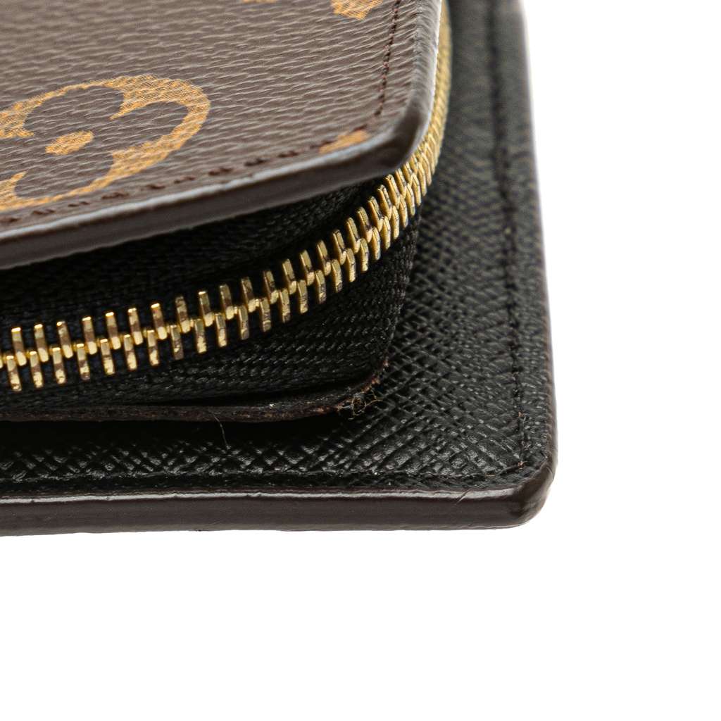 Louis Vuitton Monogram Giant Reverse Juliette Wallet - Image 10