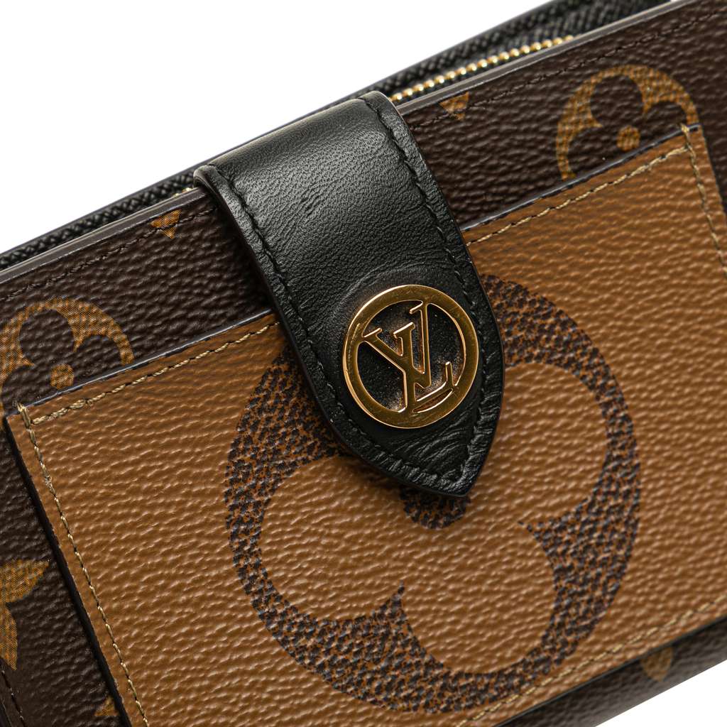 Louis Vuitton Monogram Giant Reverse Juliette Wallet - Image 11