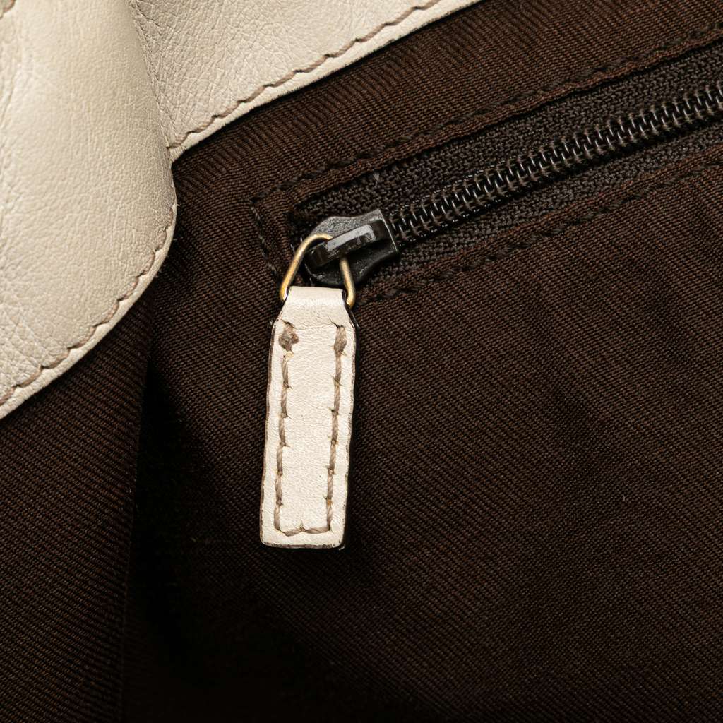 Gucci GG Canvas Abbey D Ring Tote - Image 10