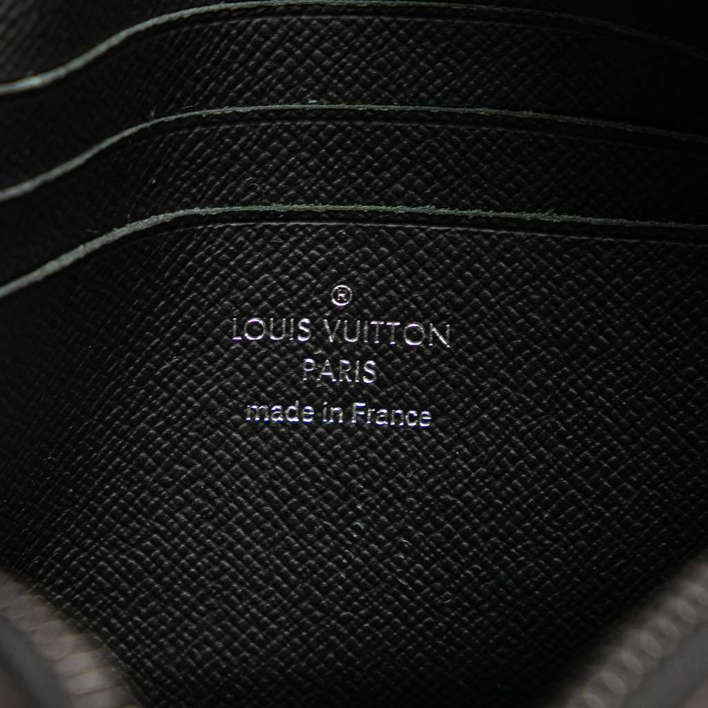 Louis Vuitton Monogram Macassar Christopher Wearable - Side view