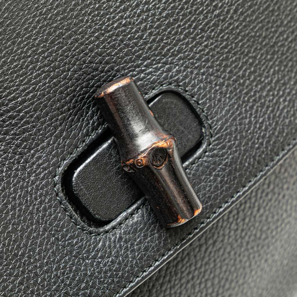 Gucci Medium Leather Bamboo Daily Satchel - Image 11