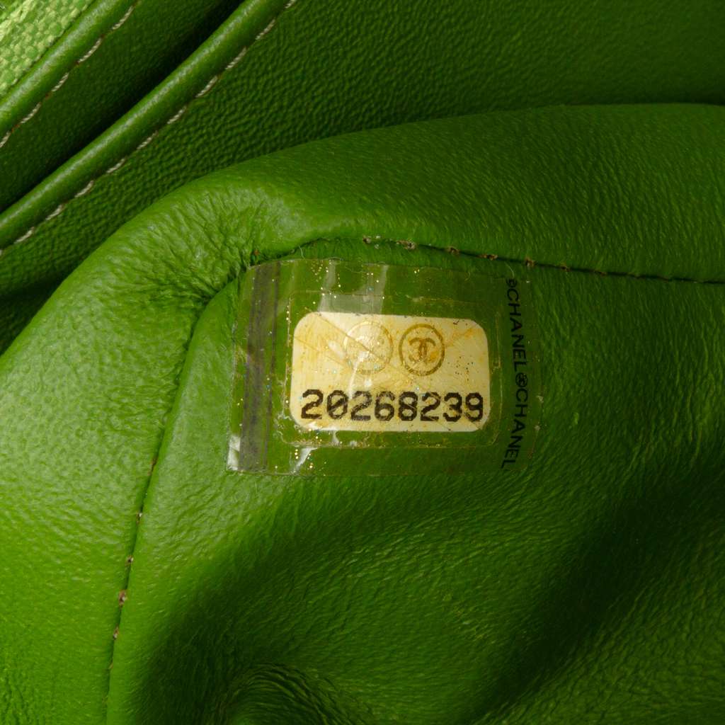 Chanel Mini Rectangular Classic Velvet Single Flap - Detail 1