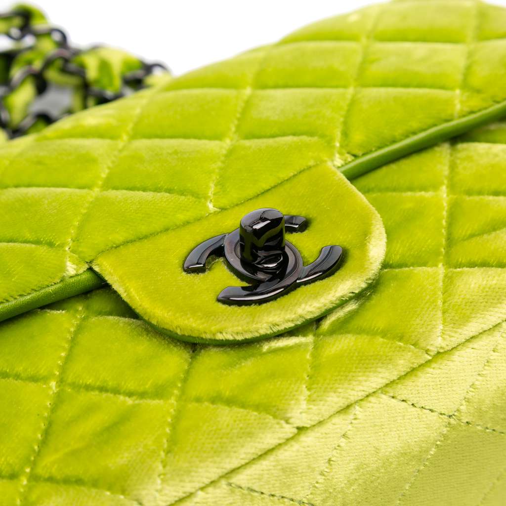 Chanel Mini Rectangular Classic Velvet Single Flap - Detail 2