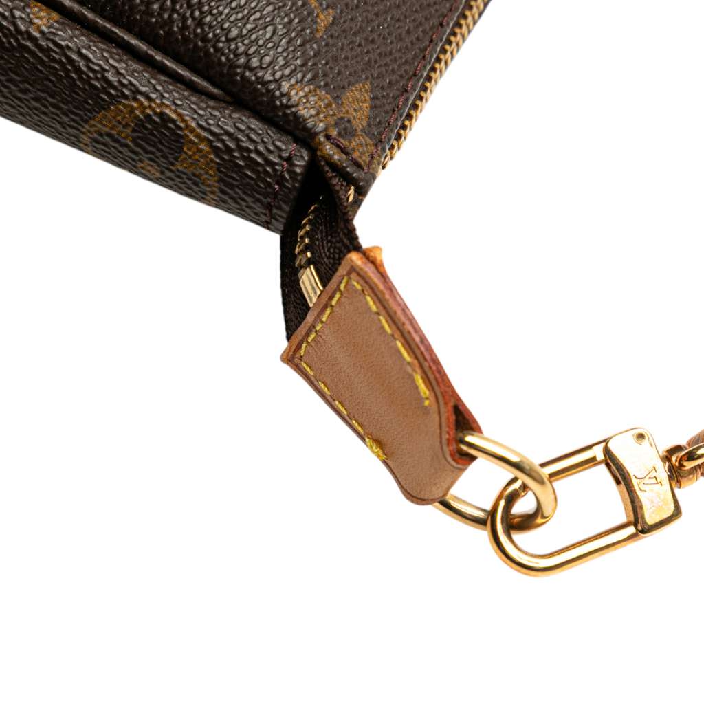 Louis Vuitton Monogram Pochette Accessoires - Detail 2