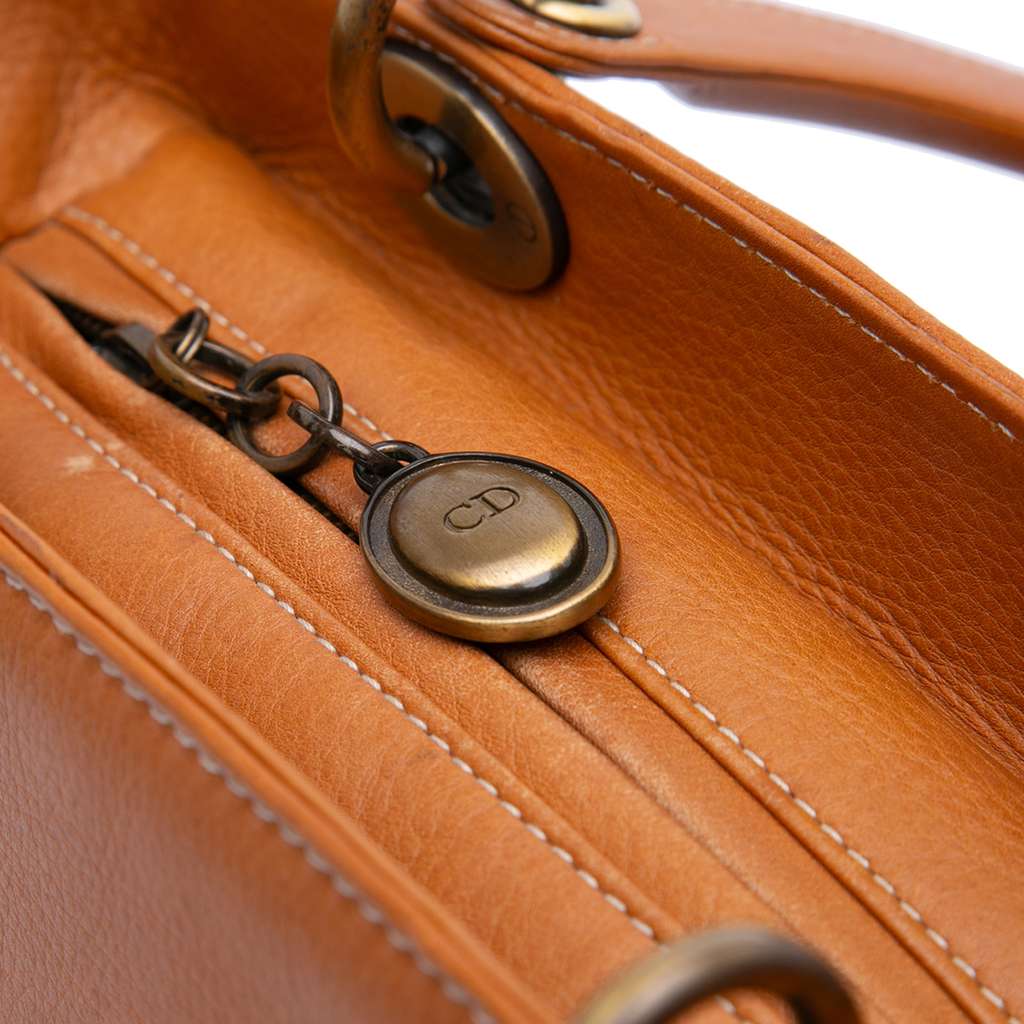 Dior Medium Calfskin Lady Dior - Detail 1