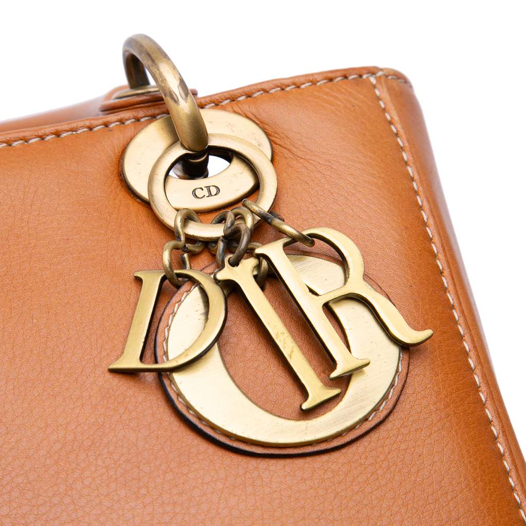 Dior Medium Calfskin Lady Dior - Detail 2