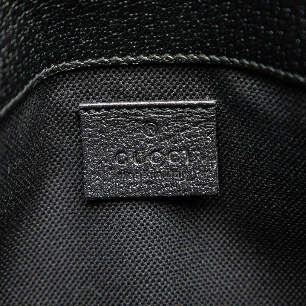 Gucci GG Supreme Psychedelic Belt Bag - Side view