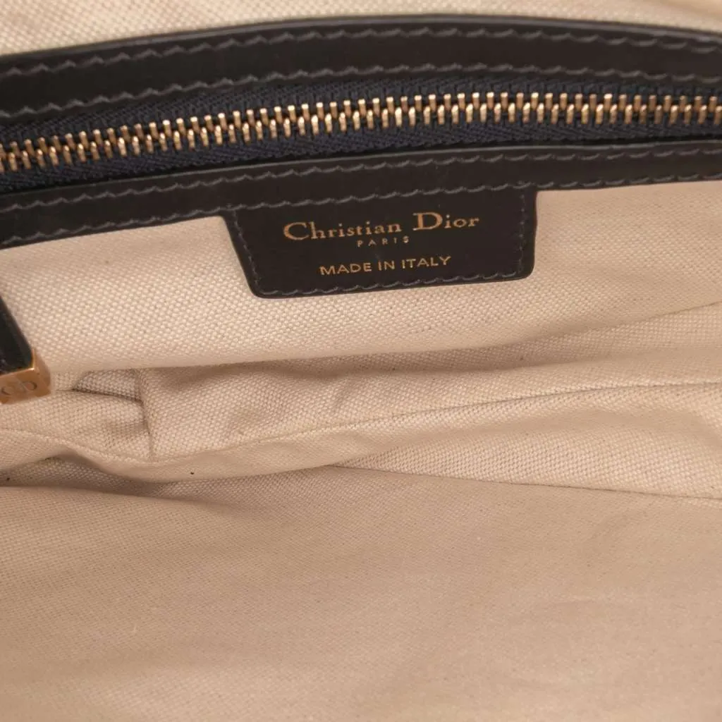 Dior Oblique Canvas Saddle Bag Blue Canvas Good - Model View