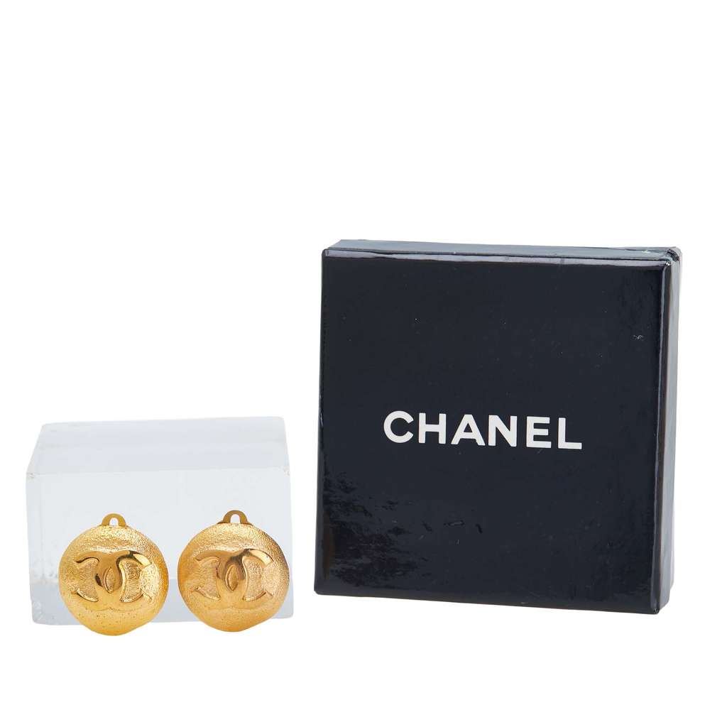Chanel Gold Plated CC Clip On Earrings - 4