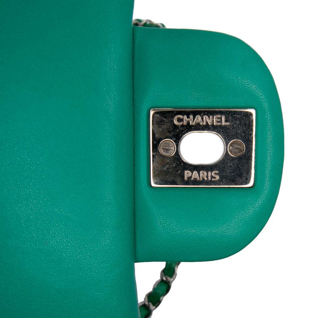Chanel Mini Square Classic Patent Single Flap - Detail 2