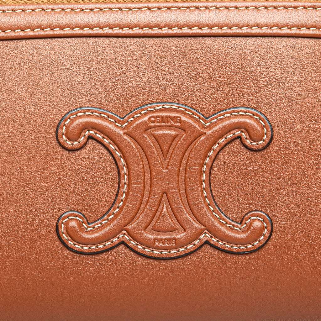 Celine Smooth Calfskin Cuir Triomphe Clutch on Chain - Detail 1