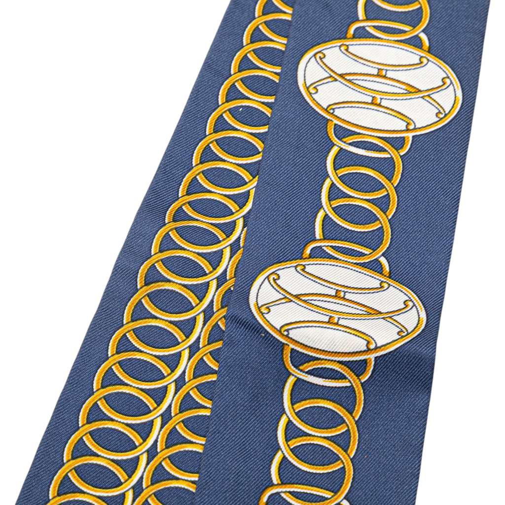 Hermès Lift Profile Silk Twilly Scarf - Back view