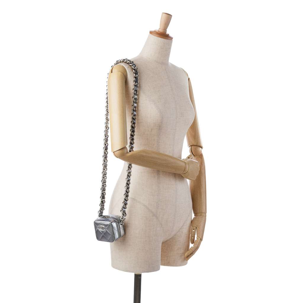 Chanel Metallic Lambskin Coco Punk Cube Bag - Image 13