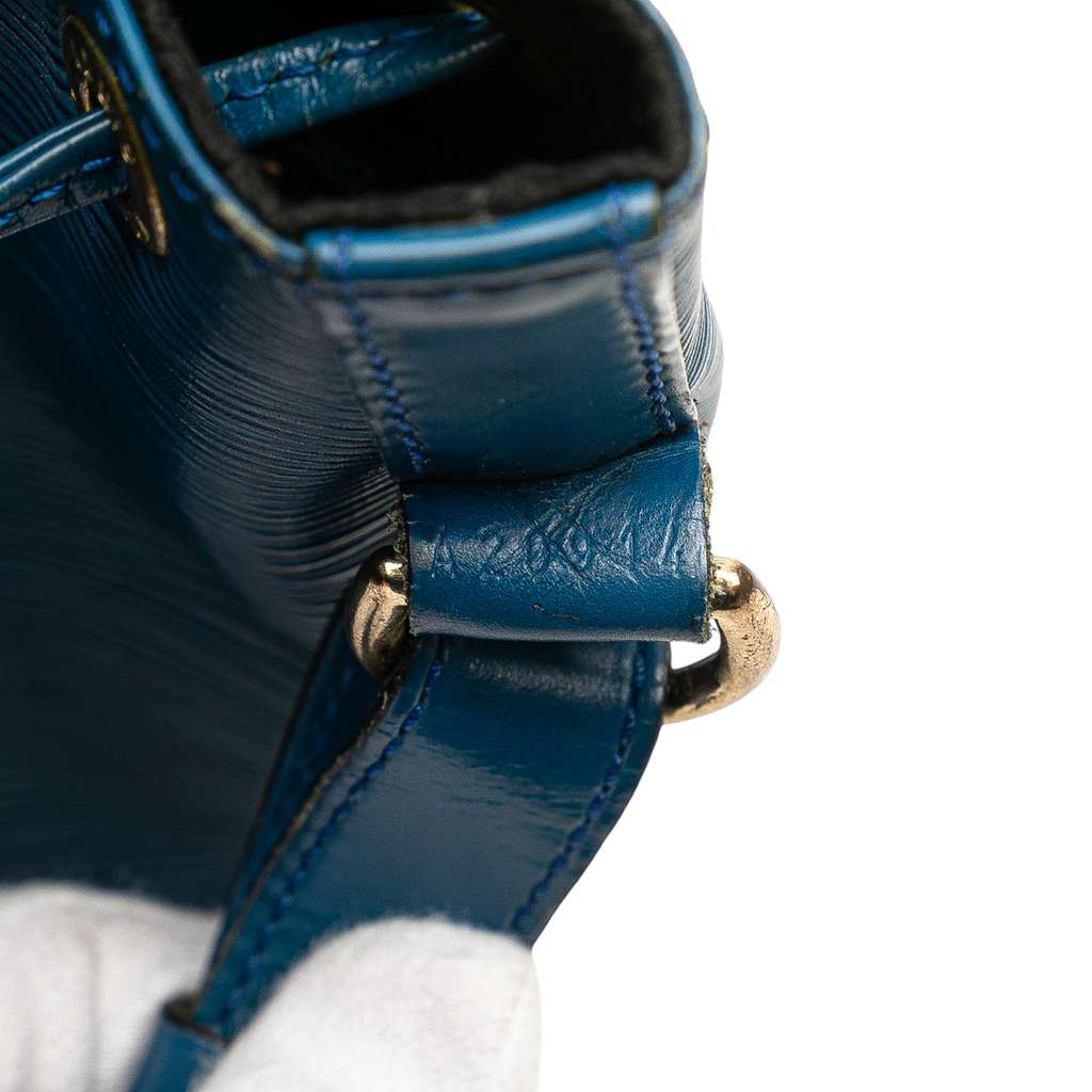 Louis Vuitton Epi Petit Noe - Side view