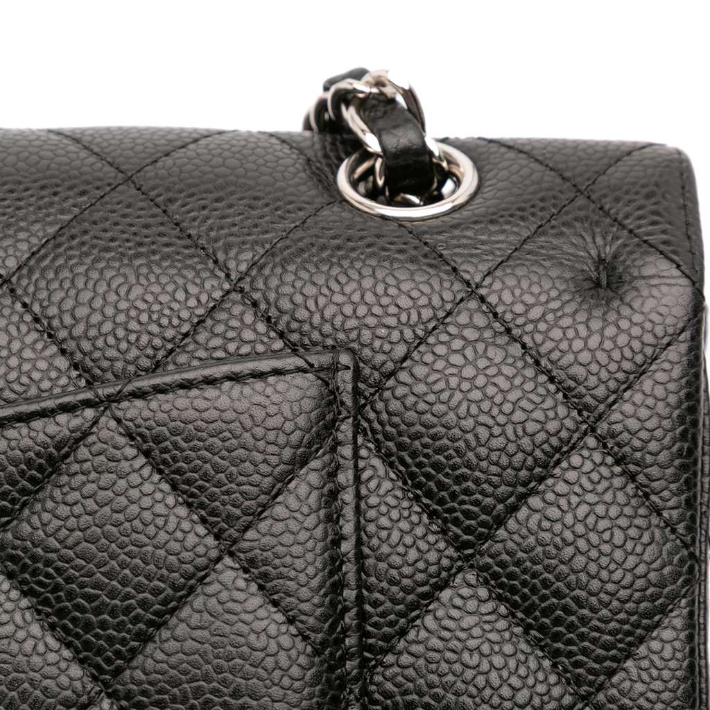 Chanel Medium Classic Caviar Double Flap - Image 12