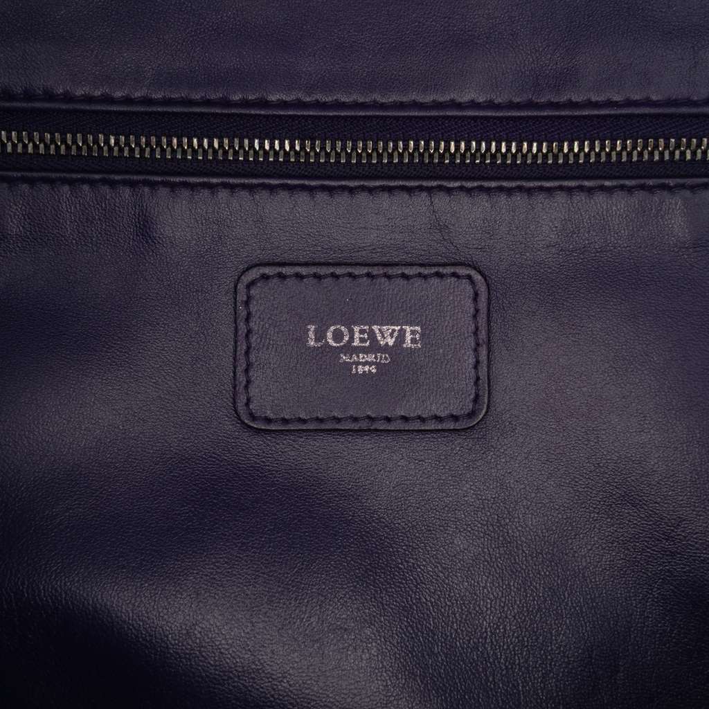 Loewe Goatskin Amazona 36 - Side view