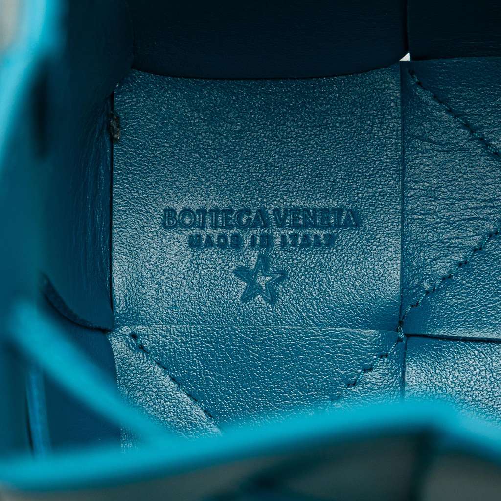 Bottega Veneta Mini Nappa Maxi Intrecciato Cassette Bucket Bag - Side view