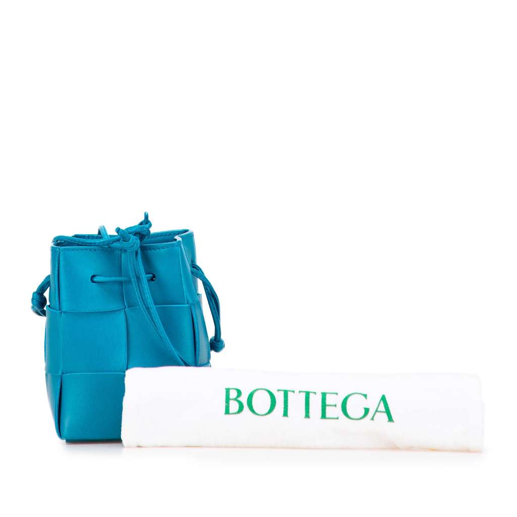 Bottega Veneta Mini Nappa Maxi Intrecciato Cassette Bucket Bag - Image 12