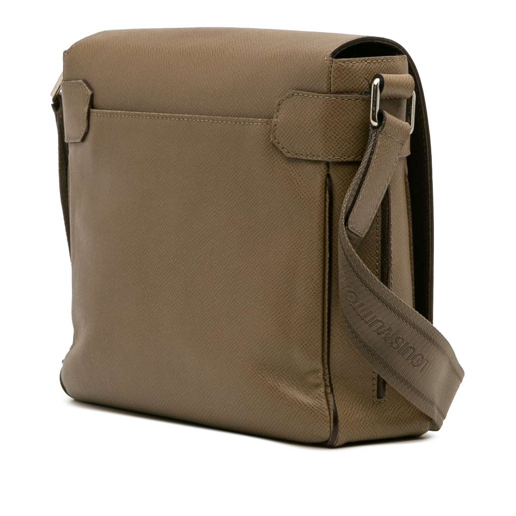 Louis Vuitton Taiga Roman PM - 2