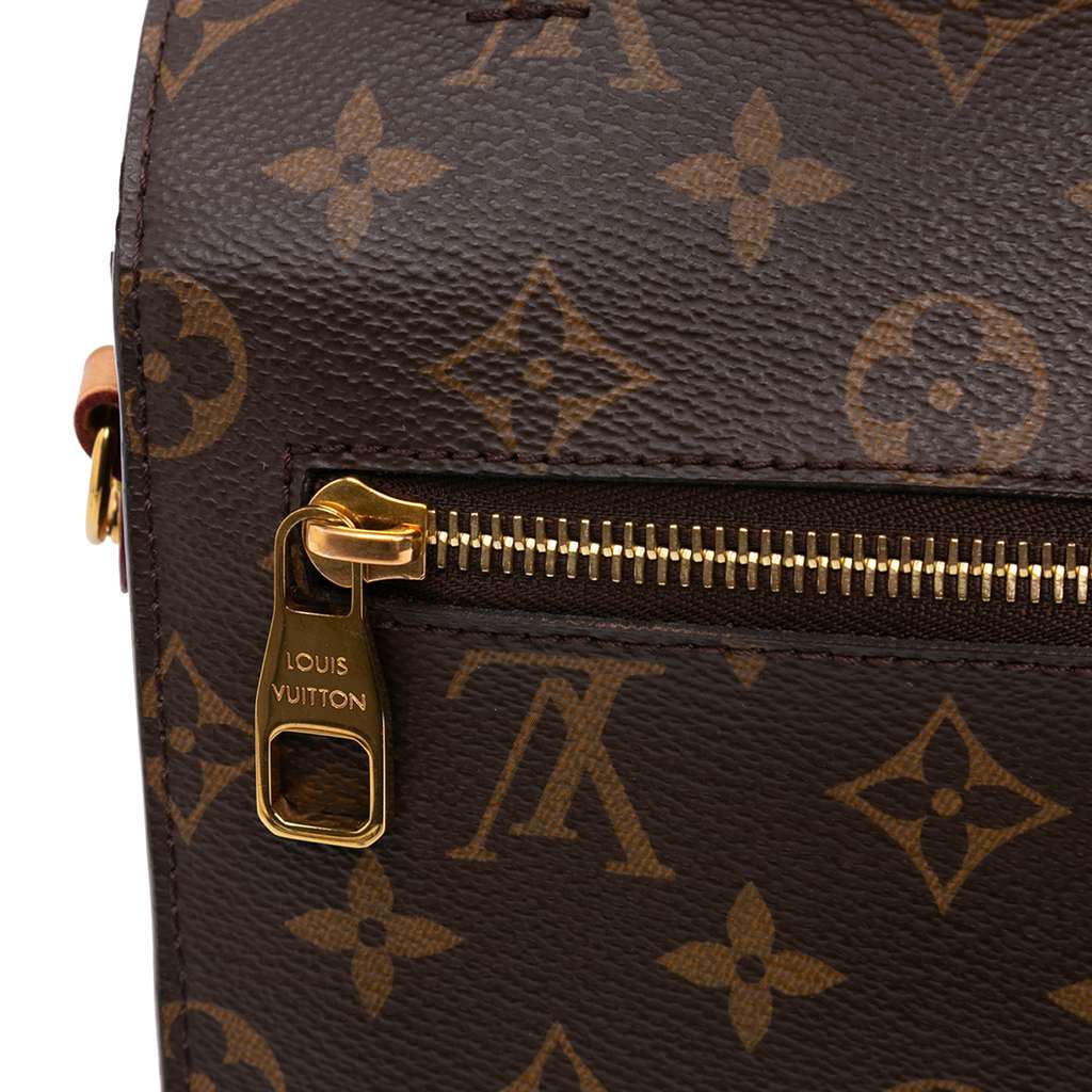 Louis Vuitton Monogram Pochette Metis - Image 10