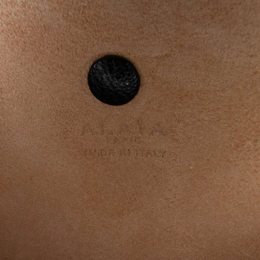 Alaïa Medium Textured Calfskin Le Papa Crossbody - 5