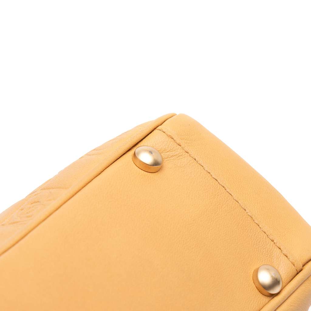 Chanel CC Embossed Lambskin Precious Symbols Tote - Detail 2