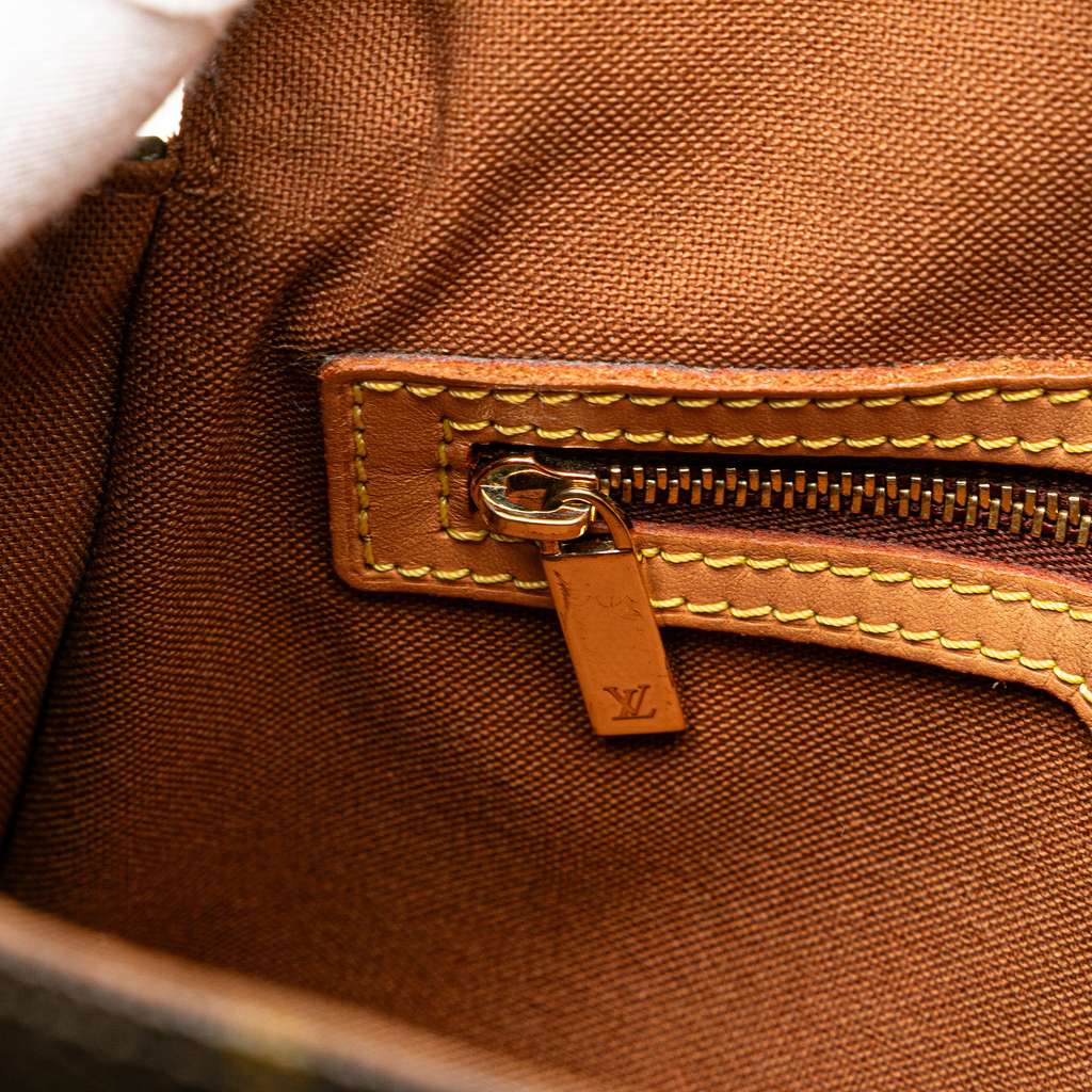 Louis Vuitton Monogram Mini Looping - Image 10