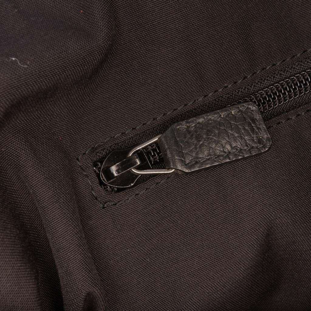 Gucci GG Denim Crossbody - Detail 1