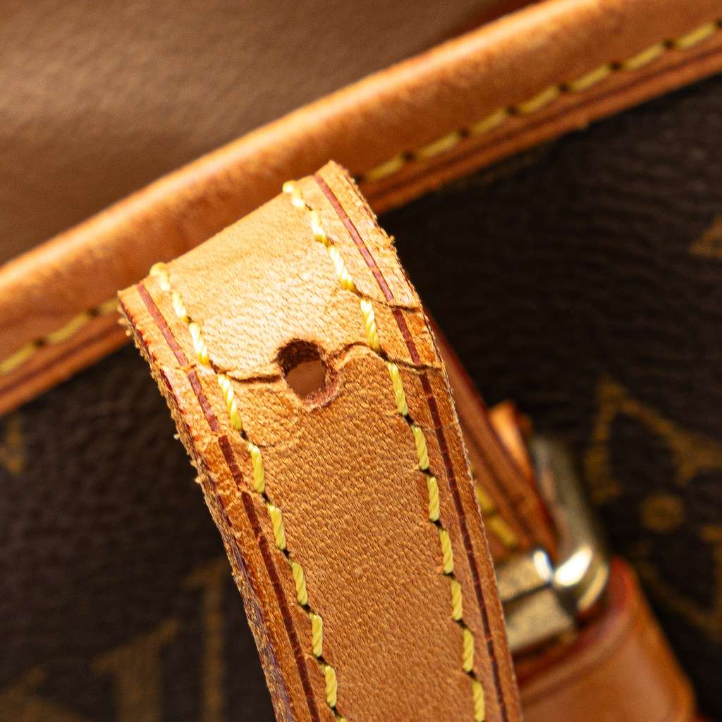 Louis Vuitton Monogram Petit Bucket - Image 11