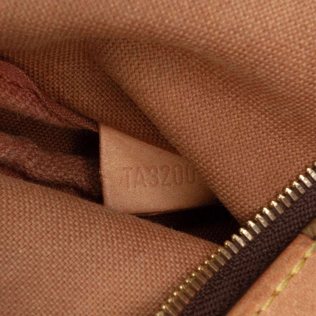 Louis Vuitton Monogram Multi Pochette Accessoires - Detail 1