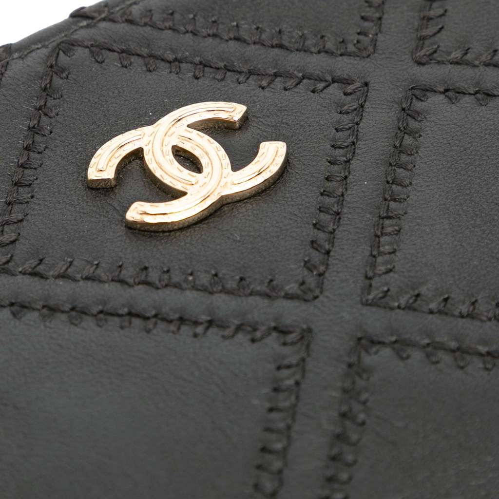 Chanel Medium Quilted Lambskin Double Stitch Tassel O Case Clutch - Detail 1