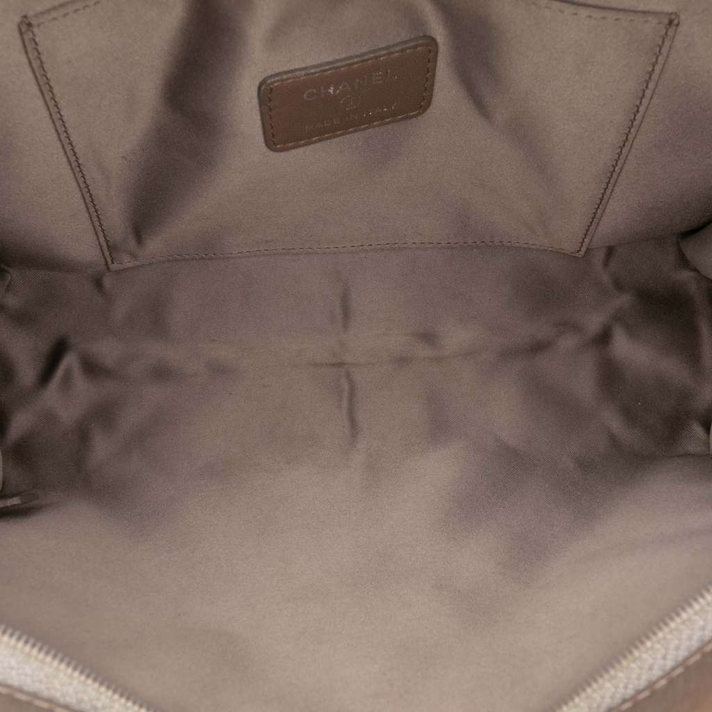 Chanel Embossed Lambskin Lucky Symbols Pochette - 4