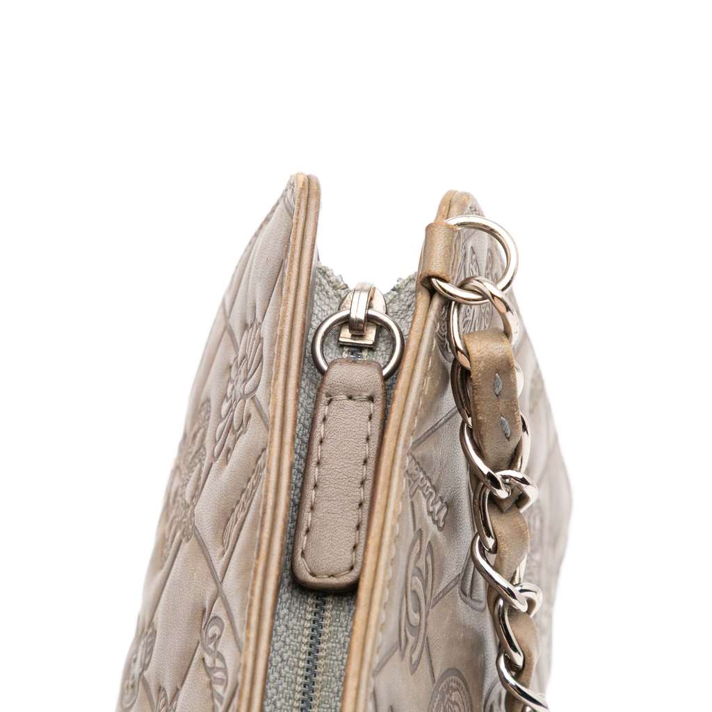 Chanel Embossed Lambskin Lucky Symbols Pochette - Detail 1