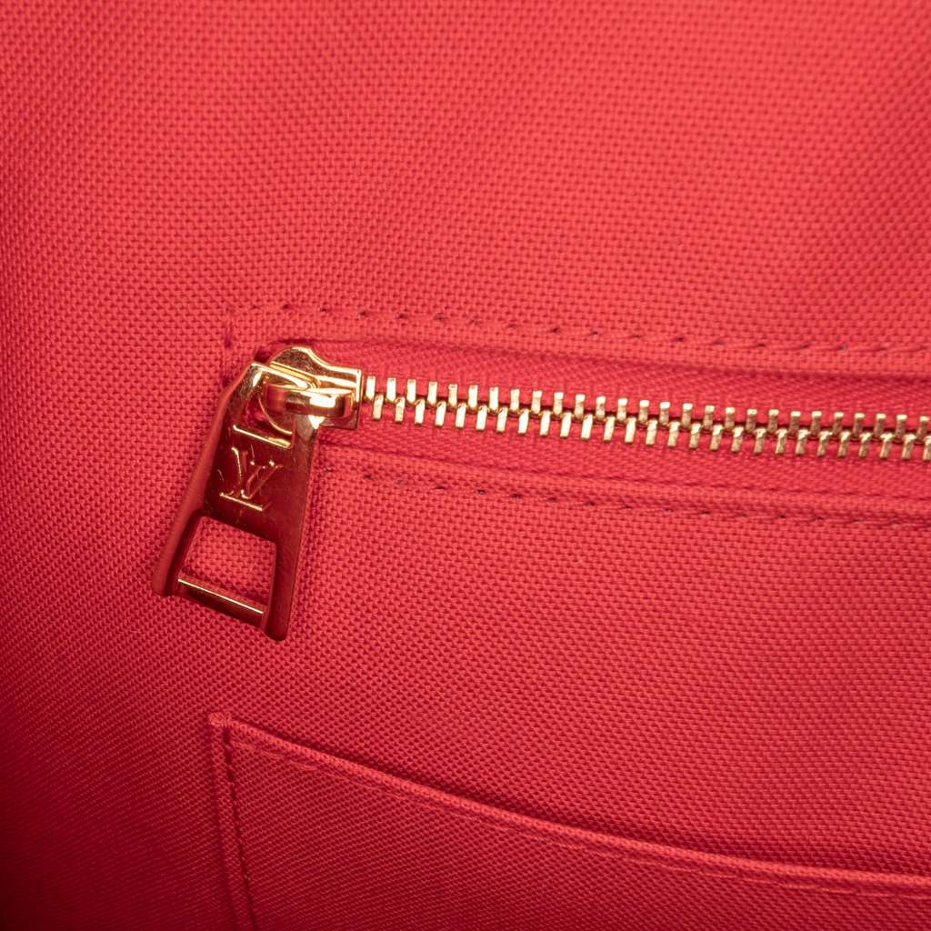 Louis Vuitton Monogram Reverse Giant OnTheGo GM - Detail 1