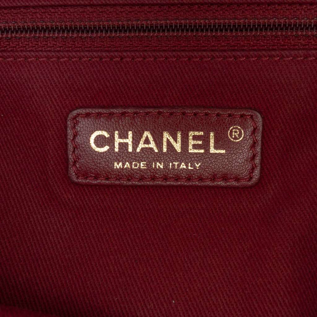 Chanel Large Quilted Caviar Shiva Flap - Side view