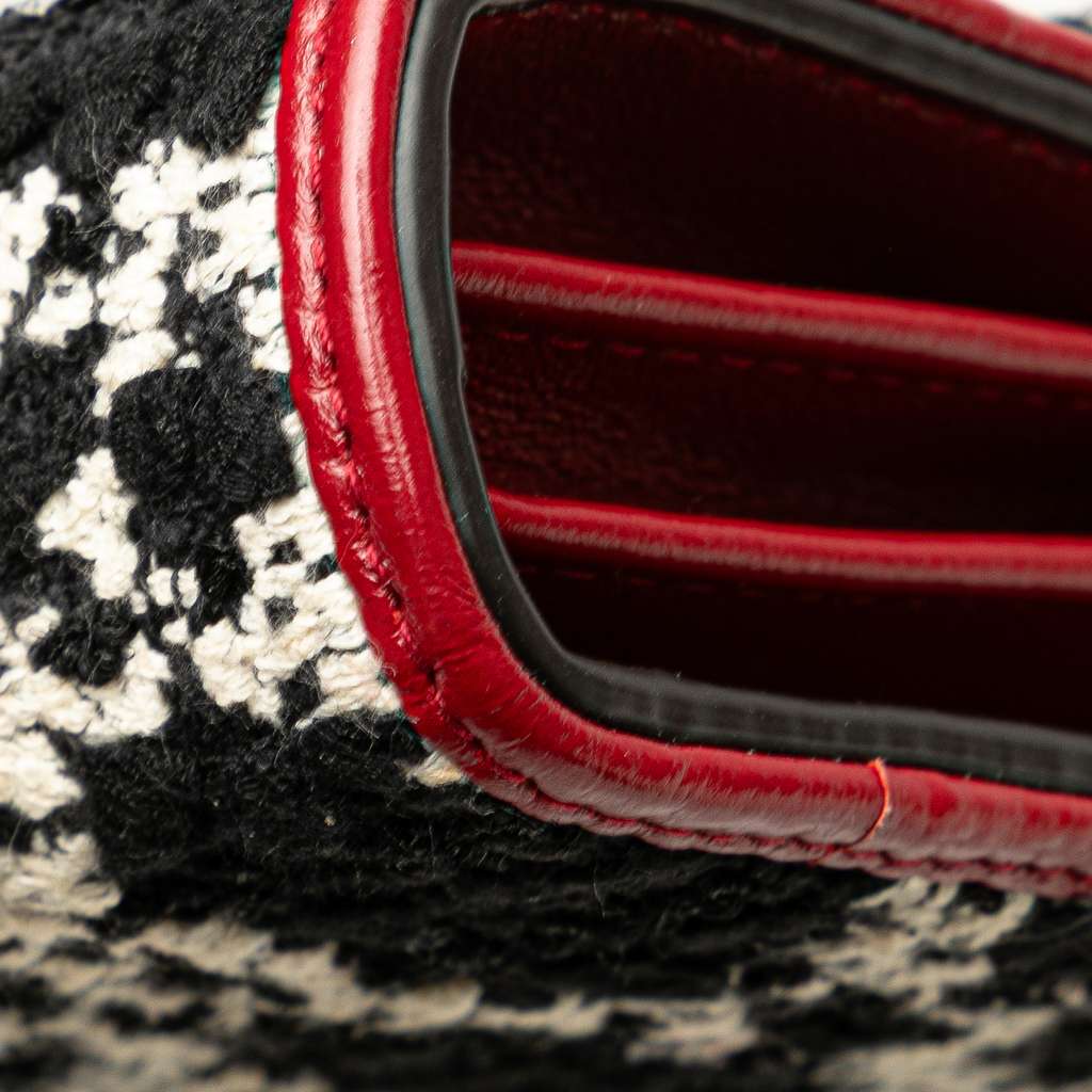 Gucci GG Tweed Dionysus Wallet on Chain - Image 11