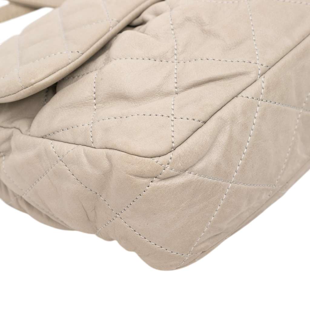 Chanel Quilted Calfskin Chic Quilt Flap - Image 12