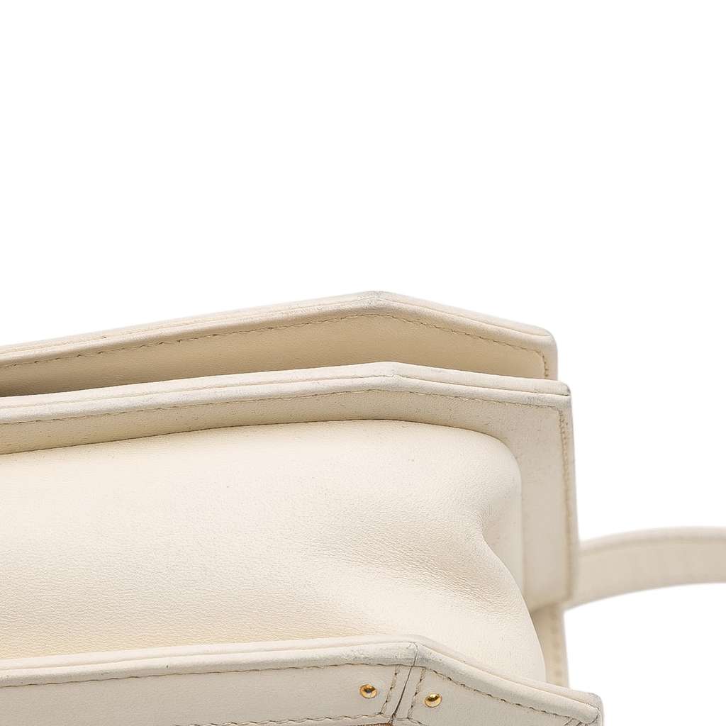 Chanel Medium Quilted Calfskin Octagon CC Clasp Flap - Image 13