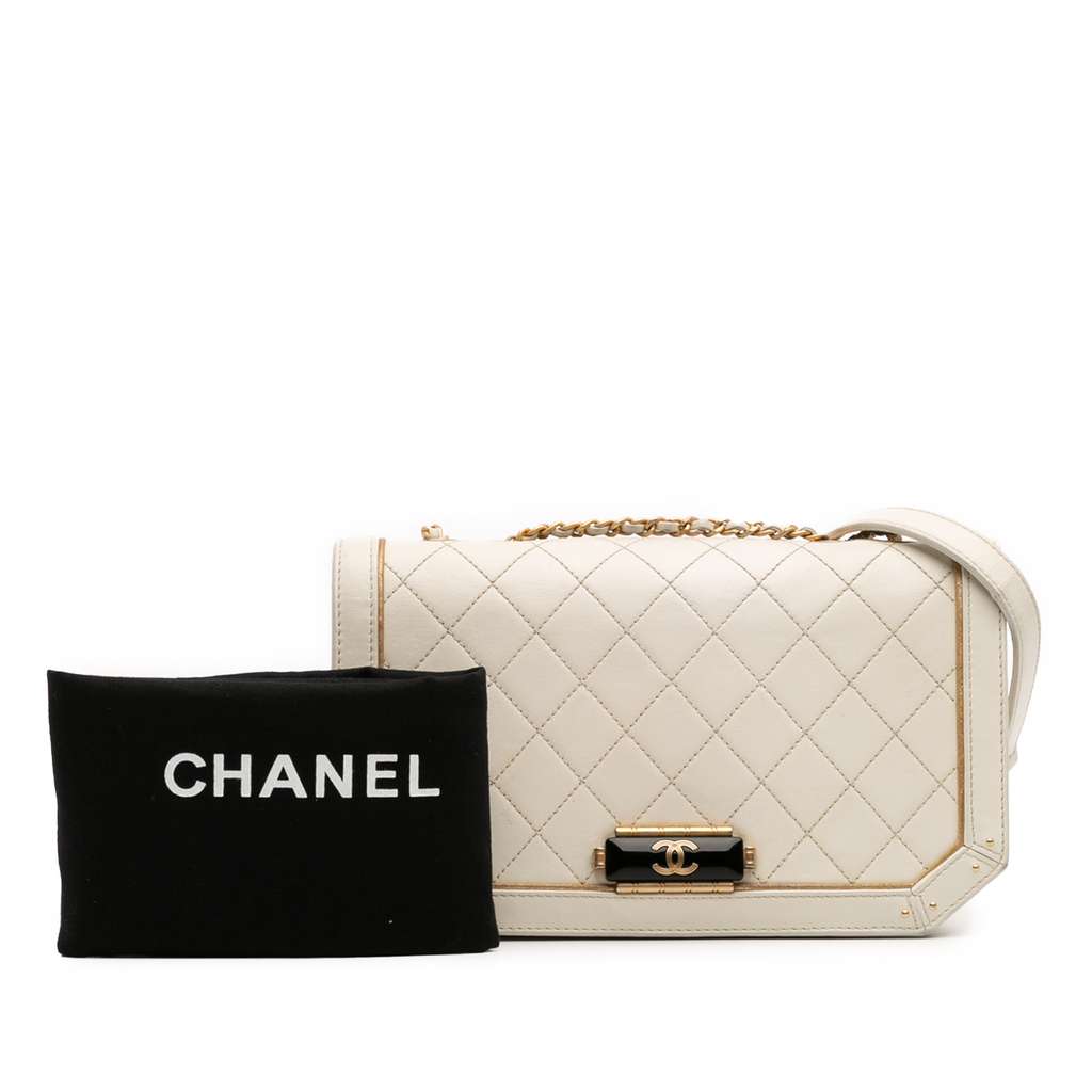 Chanel Medium Quilted Calfskin Octagon CC Clasp Flap - Image 15